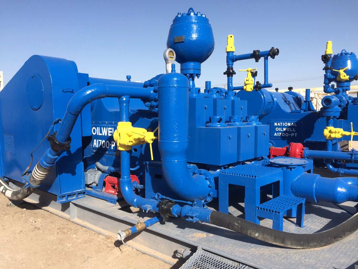 Oilwell-A1700-PT-Mud-Pumps-1